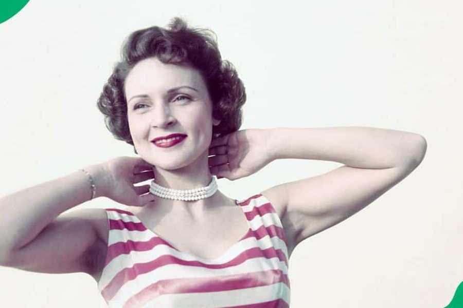 tess curtis white